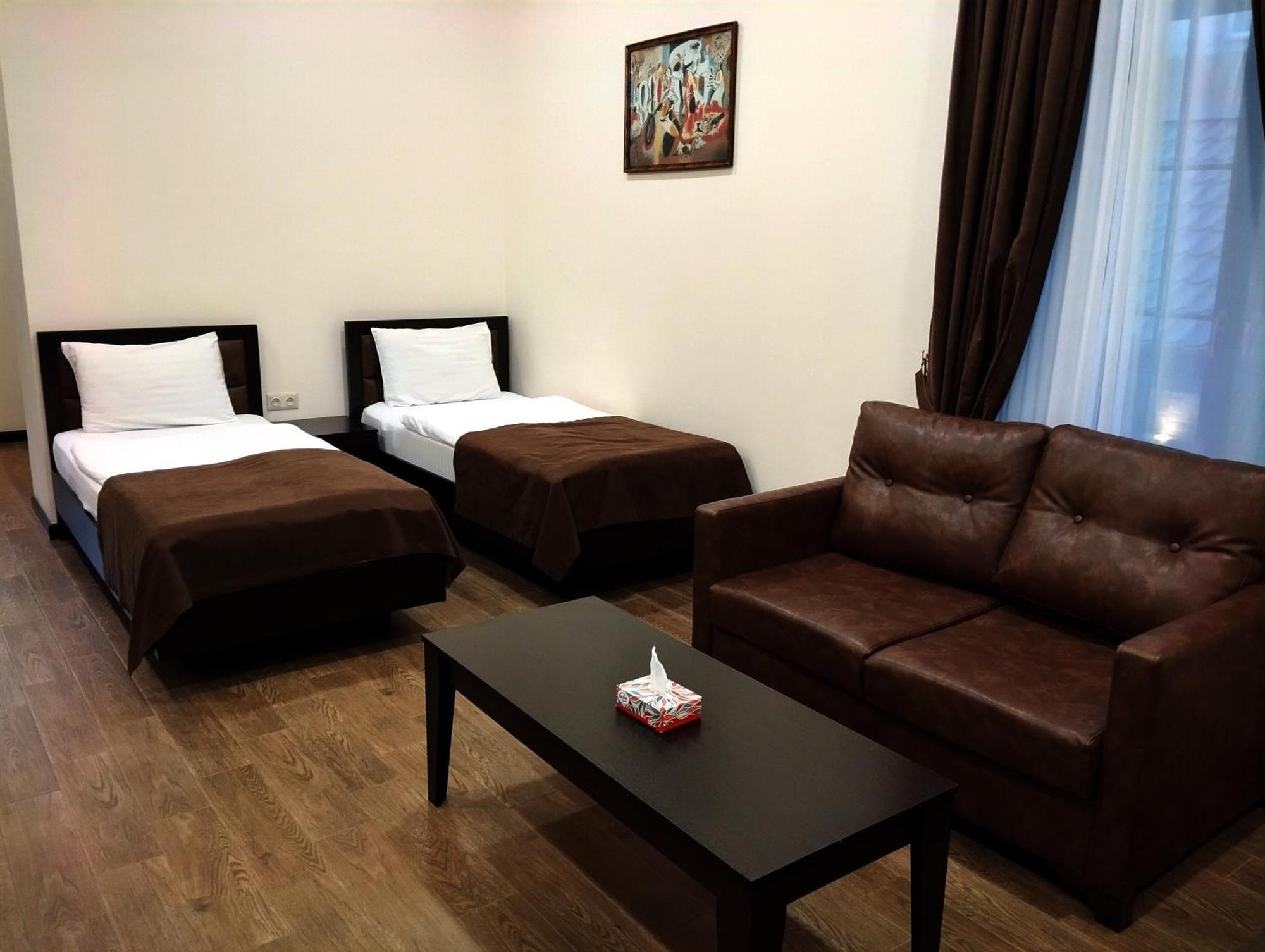 Boutique Living Hotel Yerevan Exterior photo